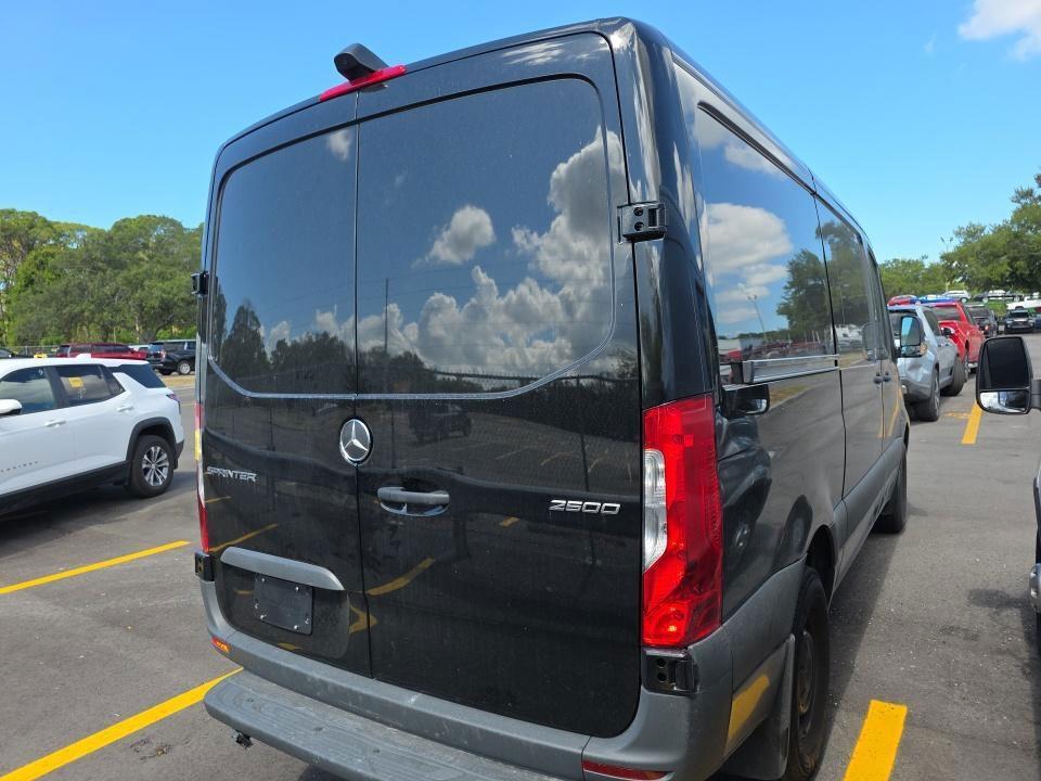 mercedes-benz sprinter cargo van 2026 W1Y4KBHY7TT233177 image mercedes-benz sprinter cargo van 2026 W1Y4KBHY7TT233177 image